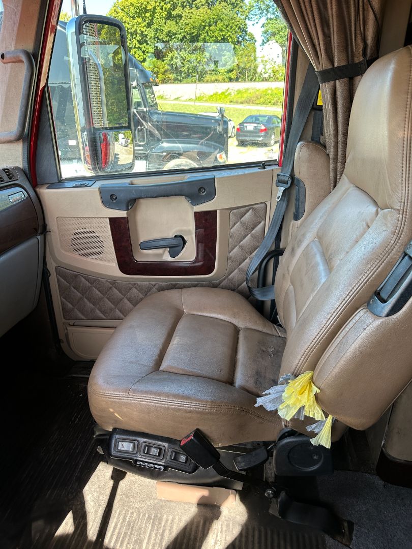 2015 FREIGHTLINER Coronado 132 - Image 12